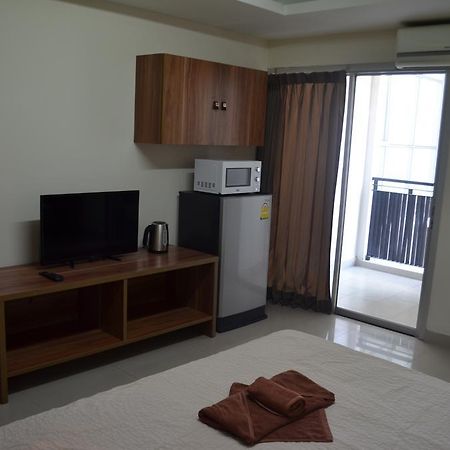 Utd Apartments Sukhumvit Ban Khlong Nang Li Esterno foto