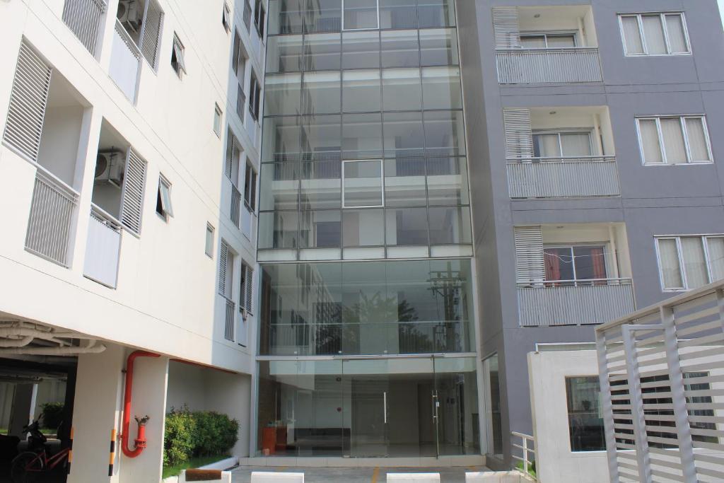 Utd Apartments Sukhumvit Ban Khlong Nang Li Esterno foto