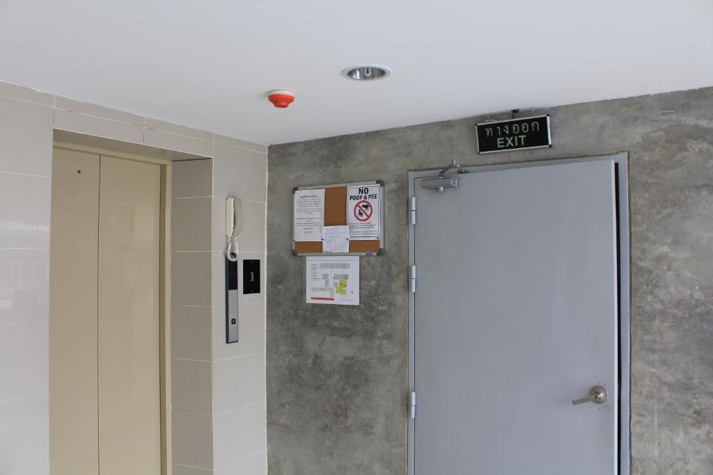 Utd Apartments Sukhumvit Ban Khlong Nang Li Esterno foto